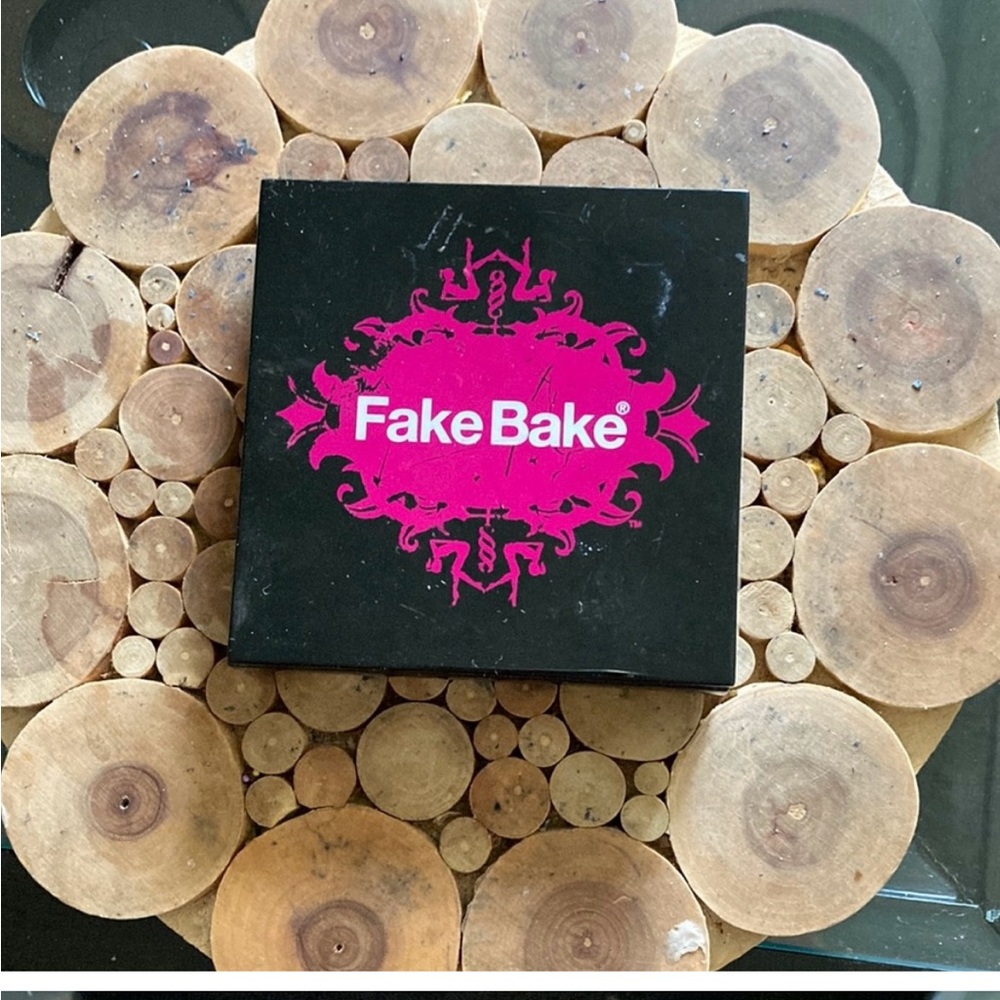 Fake bake bronzer